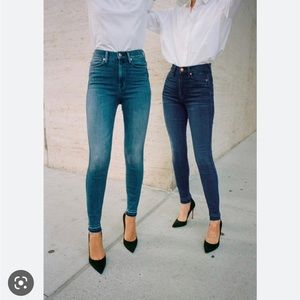 AYR The Riser Dark Wash Size 25! ✨